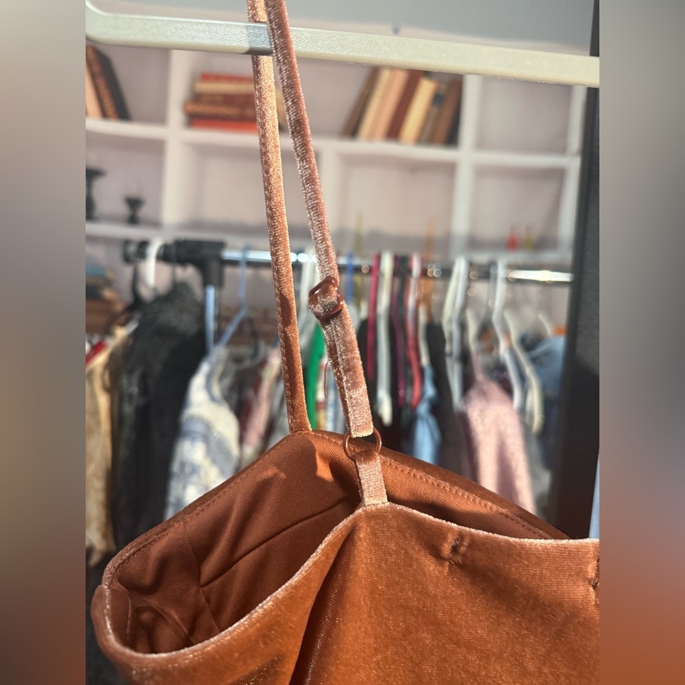 Trixxi Velvet Mini Dress in copper - Picture 8 of 13
